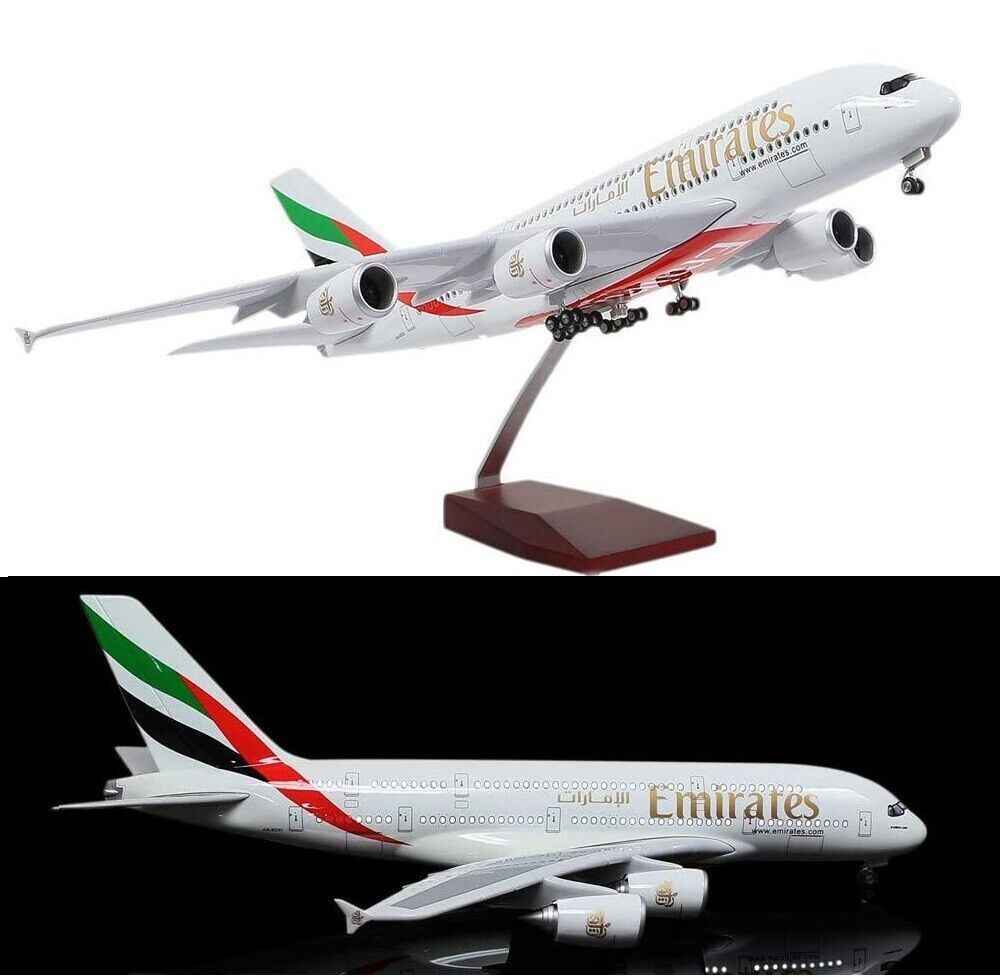 1:160 Emirates Airways A380 Plane Model / LED Light & Wheel
