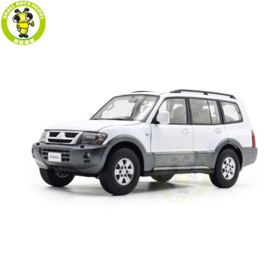 1/18 Mitsubishi PAJERO V73 YC MODEL White Diecast Model Toy Car