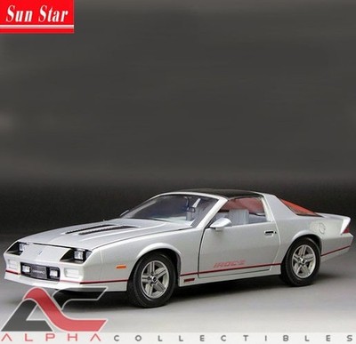 SUNSTAR 1947 1:18 1985 CHEVROLET CAMARO IROC (SILVER) DIECAST