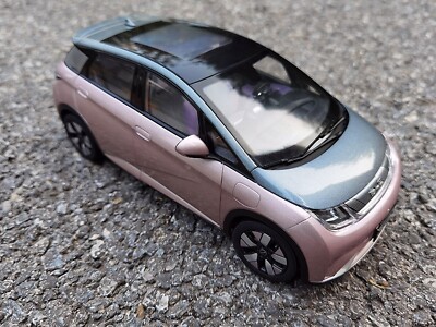 1/18 Scale BYD Dolphin Pink Diecast Car Model Toy Collection Gift