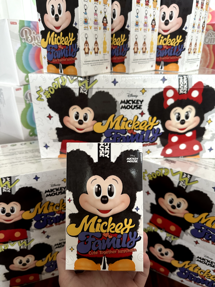 ✓US SELLER✓ - AUTHENTIC POPMART MICKEY FAMILY COLLECTION - CASE