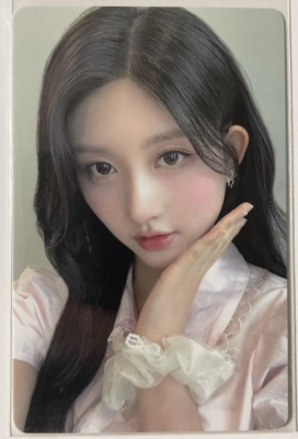 IVE SWITCH ALIVE OSAKA 8/16 OFFLINE EVENT Benefits Photocard photo