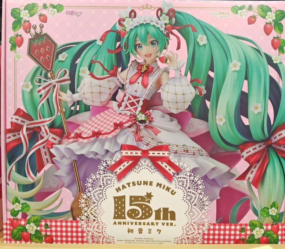 Hatsune Miku 15th Anniversary Ver. 1/7 scale Figure Vocaloid good