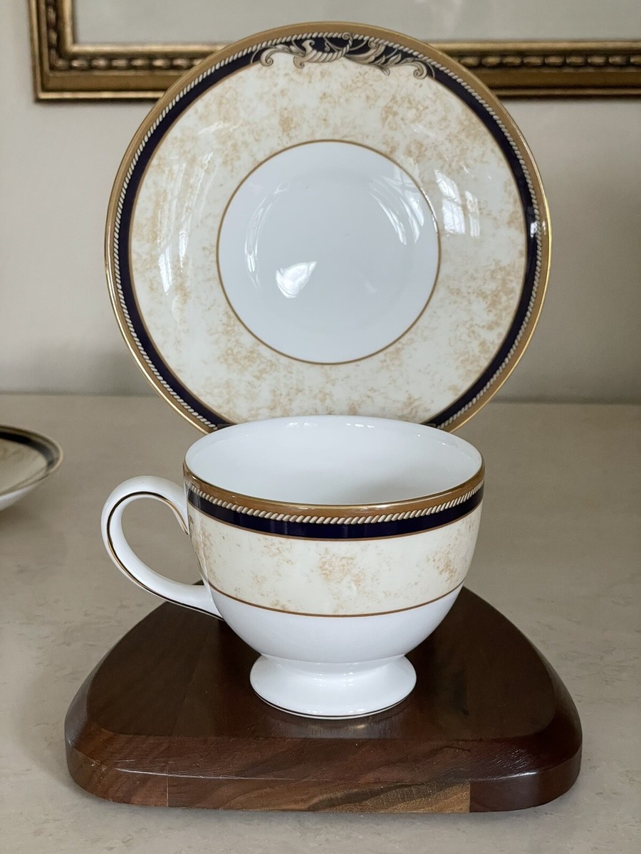 4 Wedgwood CORNUCOPIA Leigh Shape Cup & Saucer Set Of 4