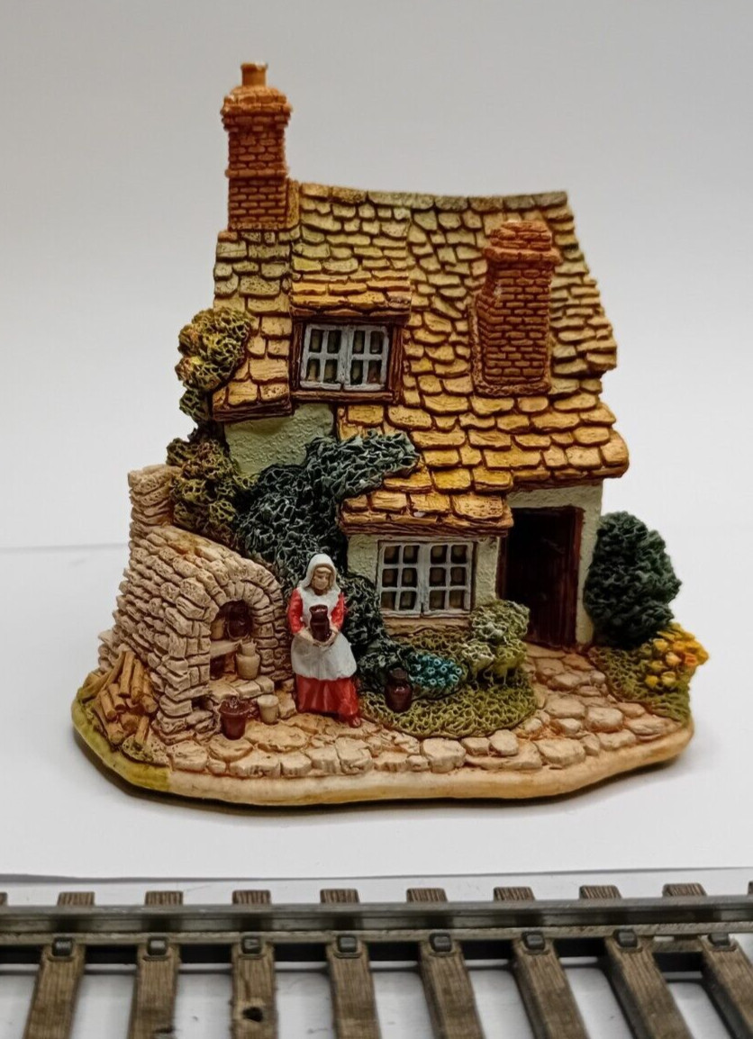 Lilliput Lane - Kiln Cottage