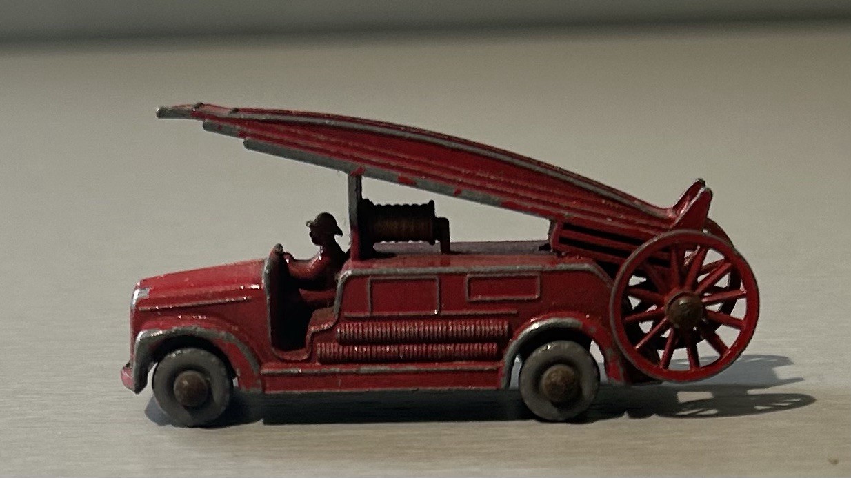 Matchbox 9a, Dennis Fire Escape - Free Price Guide & Review