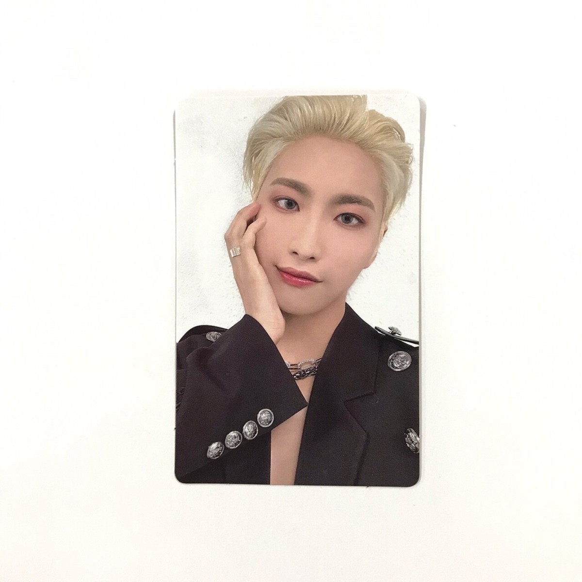 ATEEZ] THE WORLD EP.1 / Guerrilla / Beatroad Special Photocard | eBay