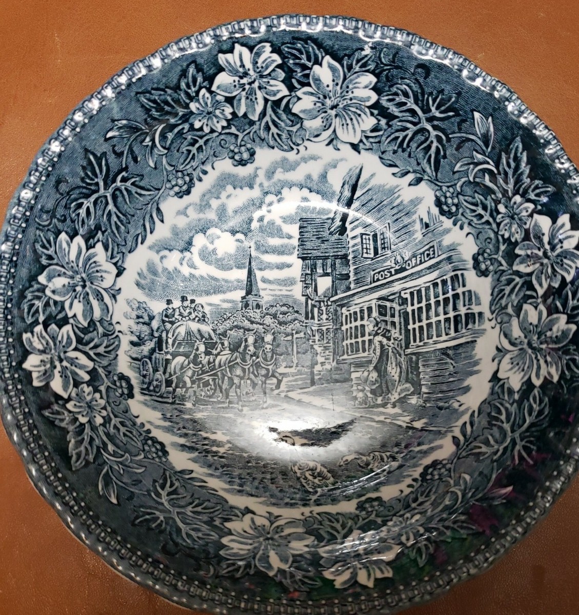 Royal Tudor Ware Coaching Taverns 1828 Staffordshire England Soup