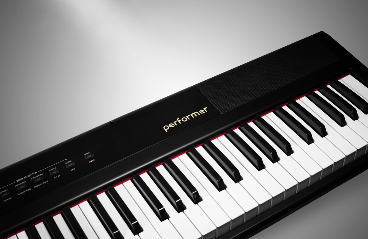 Artesia Performer Piano 88-Key Portable Digital Keyboard Full Size