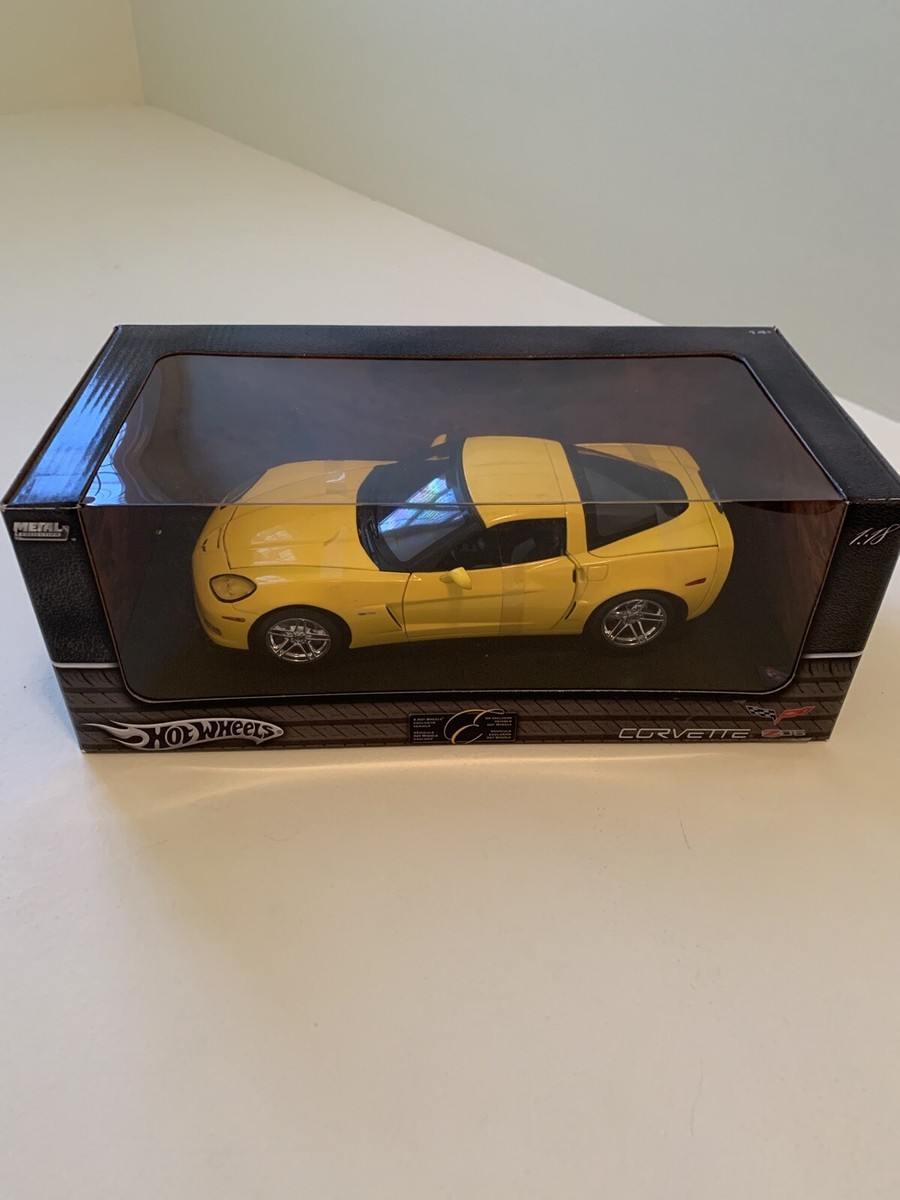 Hot Wheels Elite 2006 Chevy Corvette Z06 1:18 Scale Diecast Model