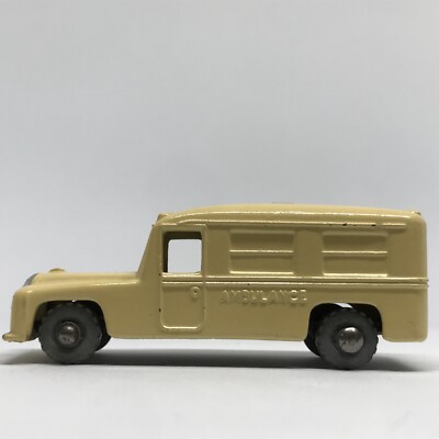 Lesney Matchbox No. 14 Daimler Ambulance 1955 Cream White Made In