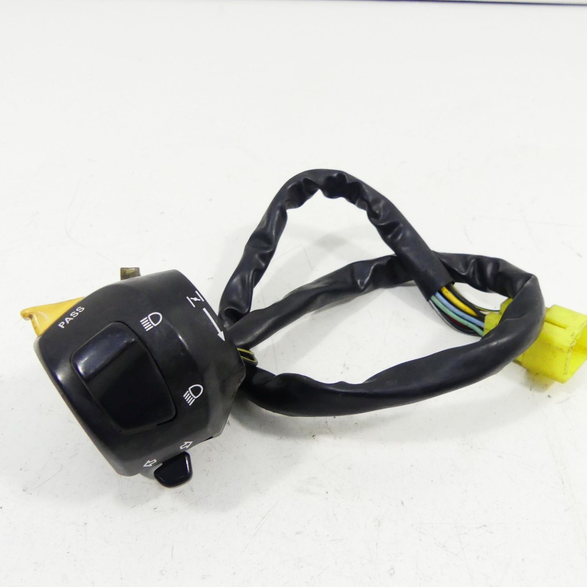 Suzuki GSF 1200 Bandit EZ:00 Handlebar Switch Left Indicator