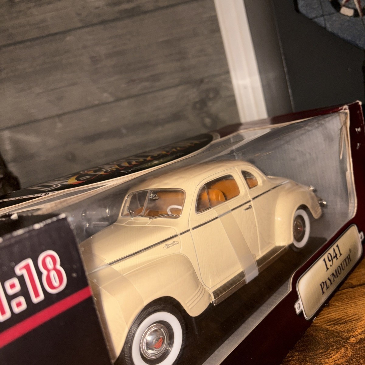 Road Signature 1941 Plymouth Diecast Car 1 18 for sale online | eBay