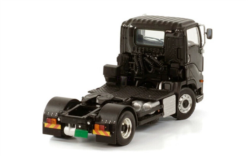 for WSI GIGA SHORT CAB 4X2 BLACK for ISUZU 1/50 Truck Pre-built