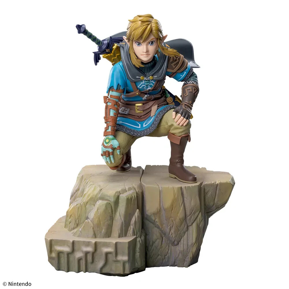 The Legend of Zelda Tears of the Kingdom FIGURIZMα Link Figure