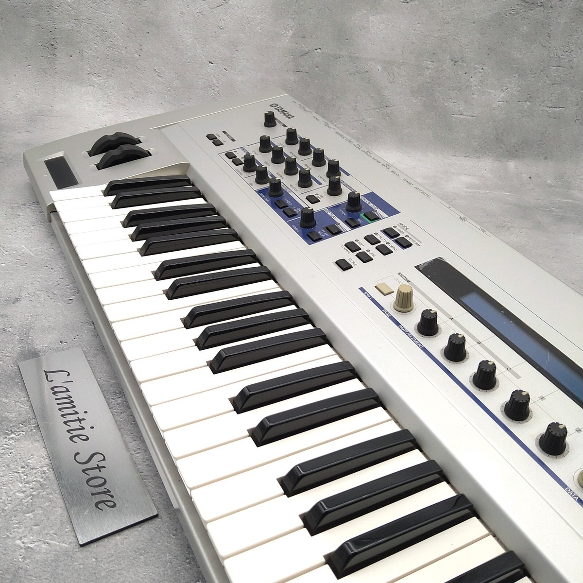 Yamaha CS-6X CS6X Digital Keyboard Synthesizer Japan Musical