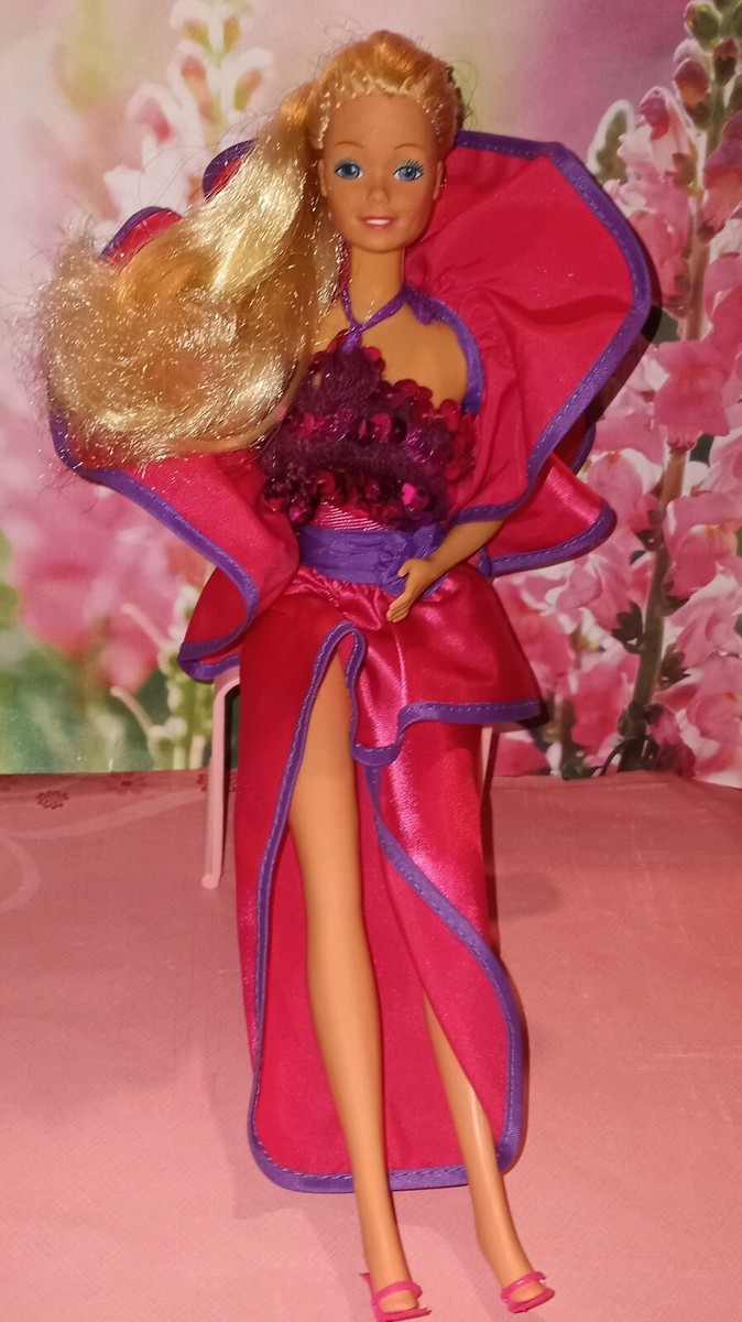 Vintage 1982 DREAM DATE BARBIE #5865 Fashion Doll Original Sequin