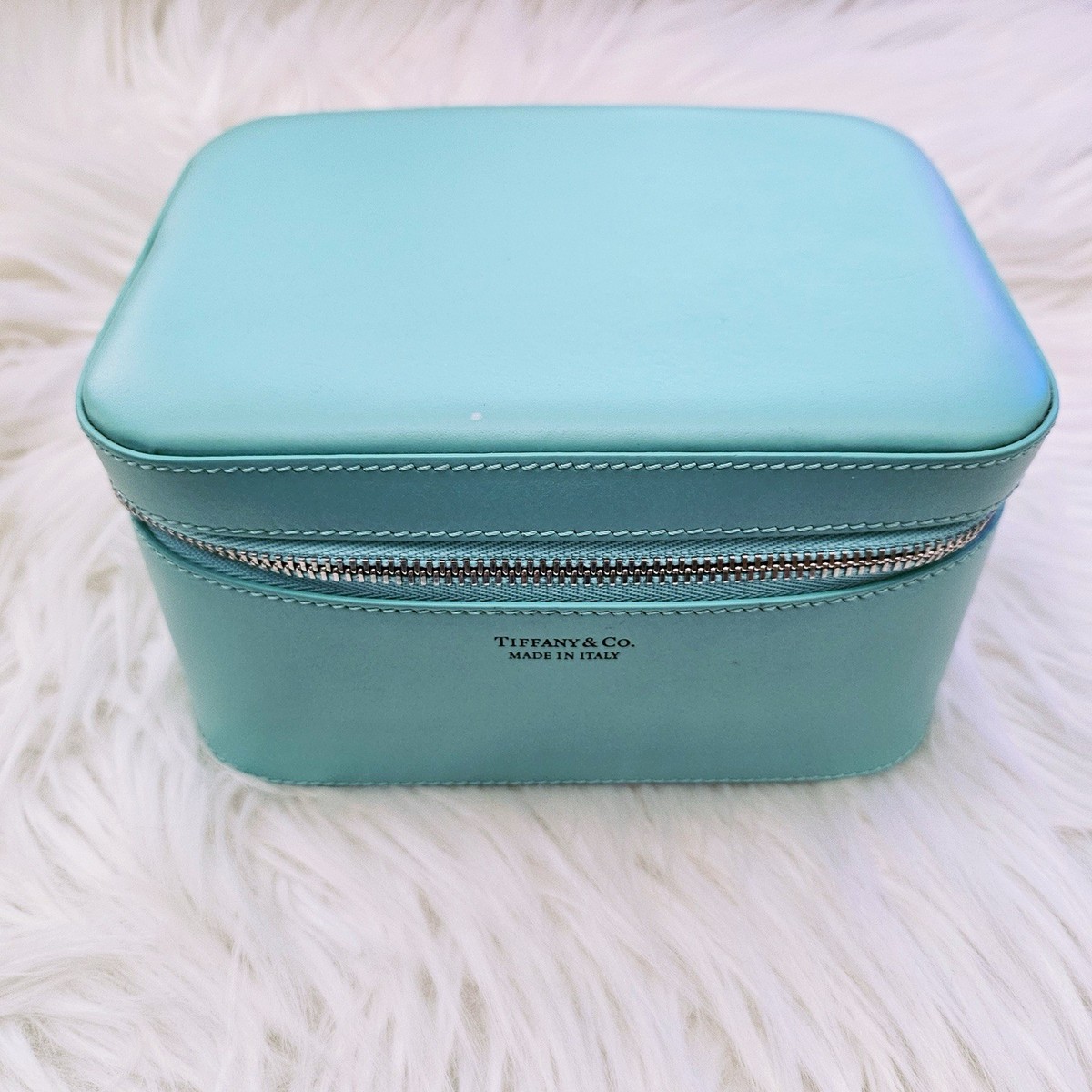 Tiffany & Co. Italian Leather Tiffany Blue SMALL Travel Jewelry