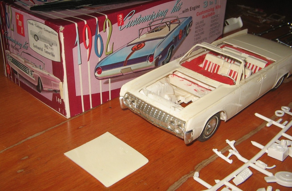 AMT 1962 Lincoln Continental Convertible Kit #K-412 Built Builder