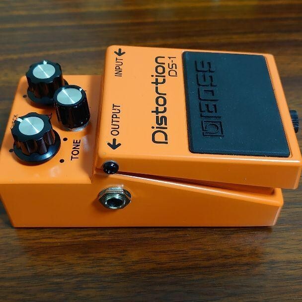 BOSS DS-1 Distortion Guitar Effect Pedal Made in Japan | eBay