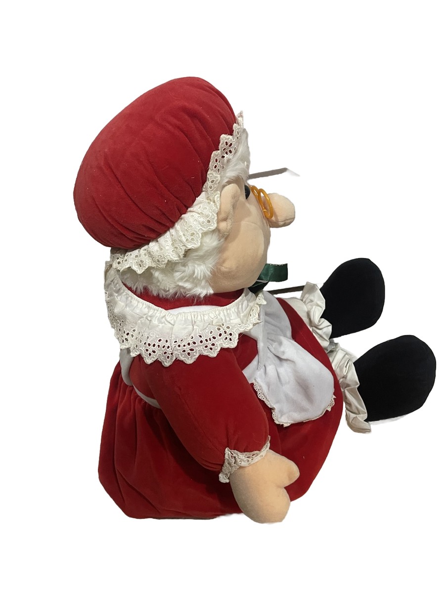 RARE Vintage 1998 JC Penney Golden Bear Santa & Mrs Claus 28