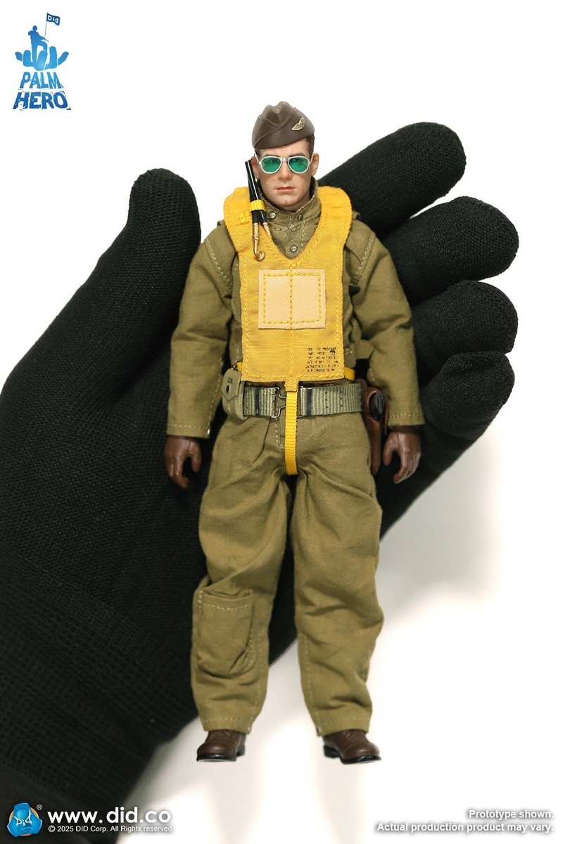 DID XA80032 WWII US Army Air Force Pilot Captain Rafe 1/12 6