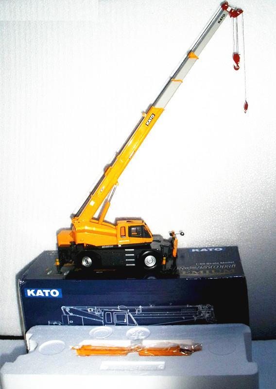 1/50 KATO SR-250Ri Premium Roughter Rough Terrain Off road Crane