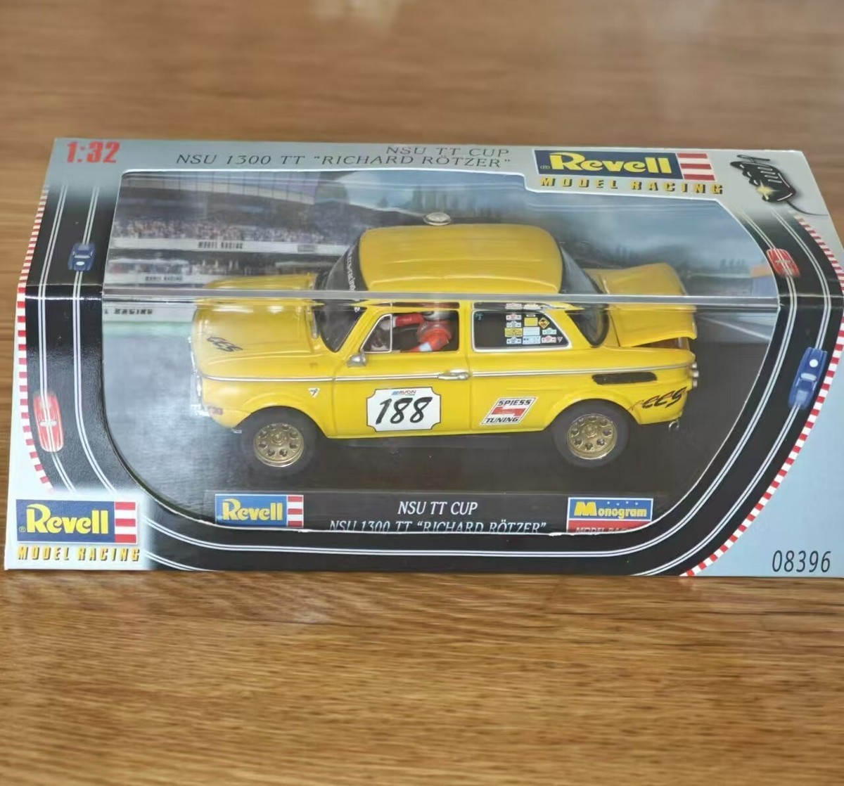 Revell Monogram 08396 Slotcar NSU TT Cup NSU 1300 TT Richard