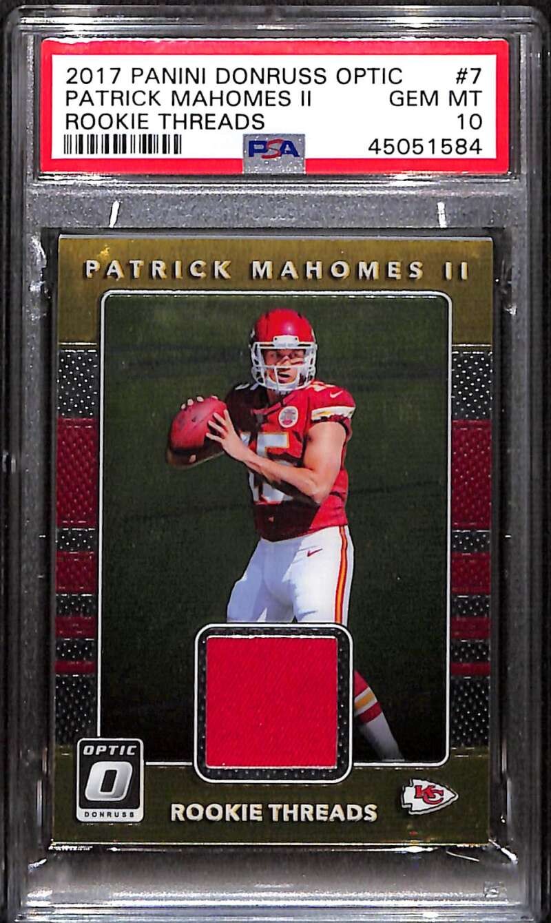 Patrick Mahomes II 2017 Optic #7 Rookie Threads Price Guide