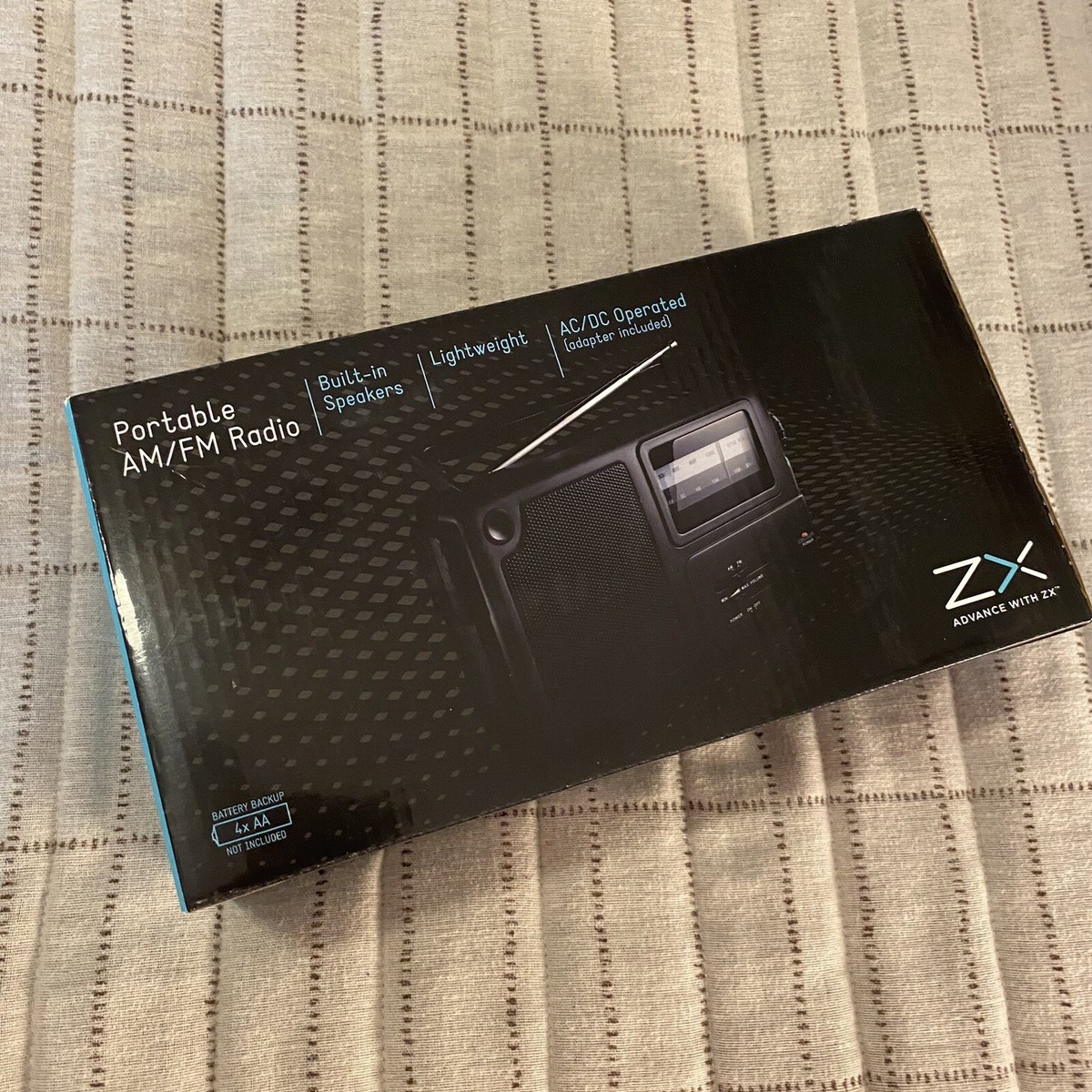 ZX 473339 Portable Am/fm Radio Lightweight Built in Speaker for