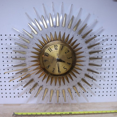 Vintage MCM General Electric Starburst Wire Electric wall clock