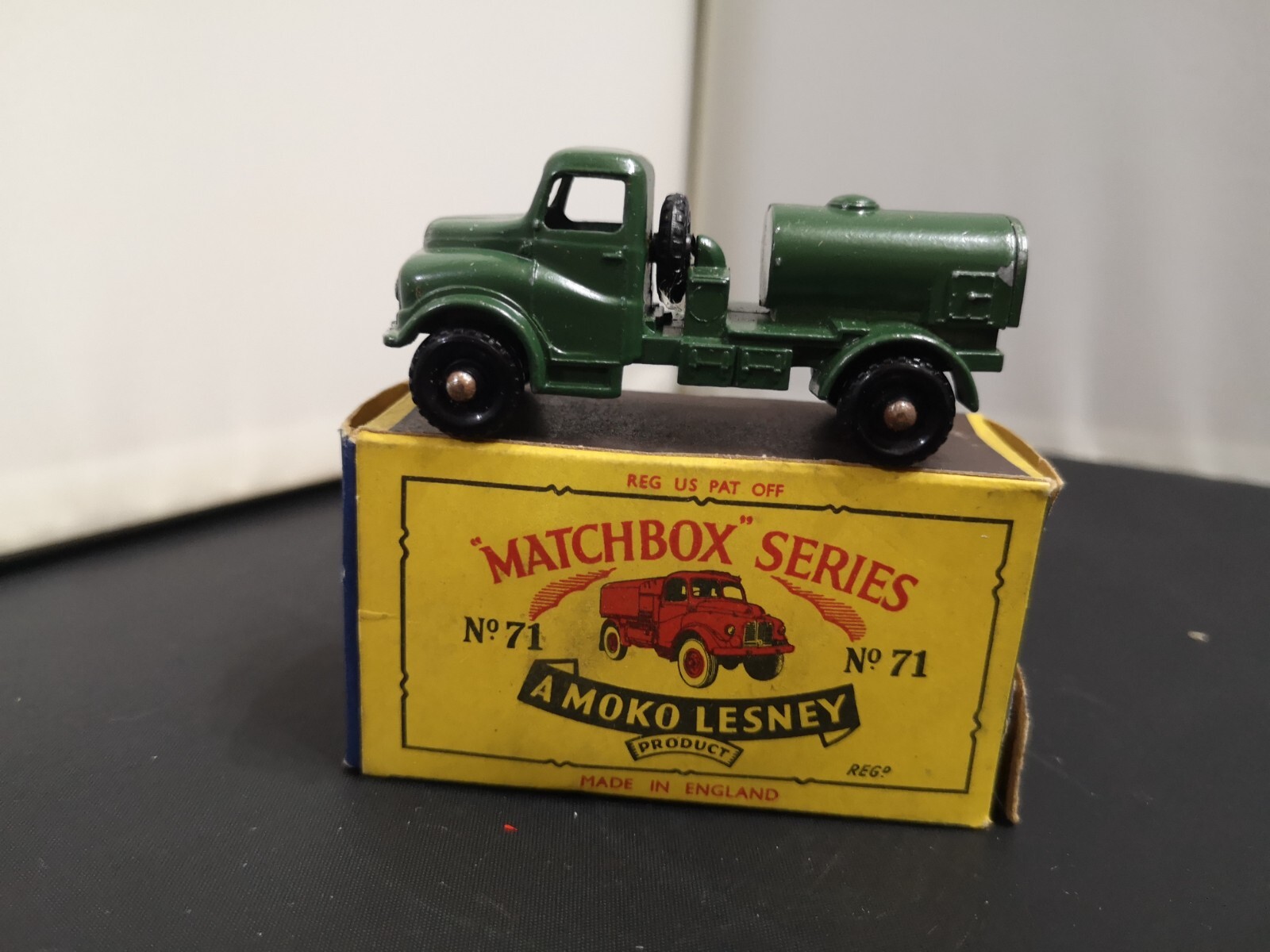 Matchbox 71a, Water Truck 200gal - Free Price Guide & Review