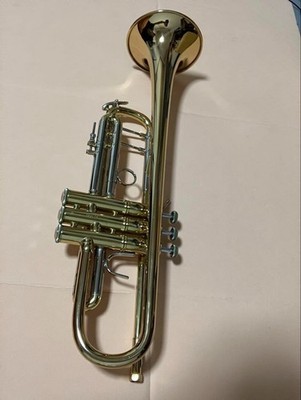 Bach Stradivarius MODEL 37 GL Trumpet Gold lacquer w/ Case Brass