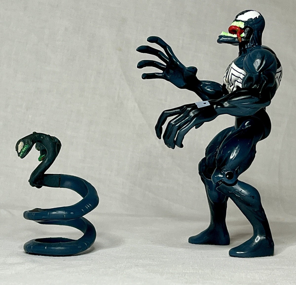 TOY BIZ MARVEL VS CAPCOM VENOM SPIDER MAN RARE 13 CM ~ | eBay