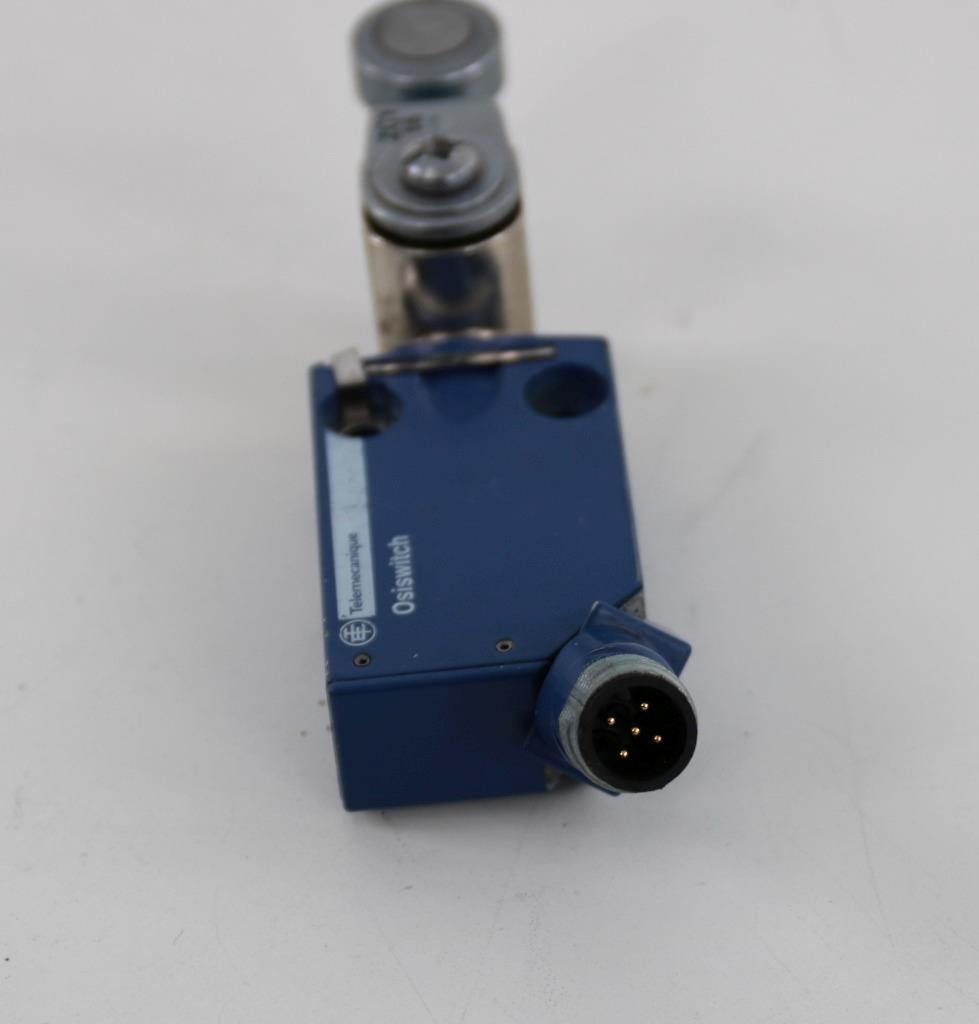 Telemrcanique ZCMD21C12, w ZCY16 Roller Limit Switch | eBay