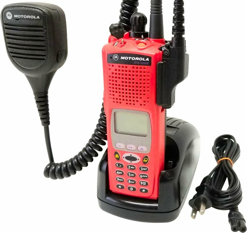 Motorola XTS5000 III 7/800 MHz P25 Phase I Digital Two Way Radio