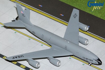 GEMINI JETS U.S.A.F BOEING KC-135RT MCCONNELL AFB 1:200 G2AFO1092