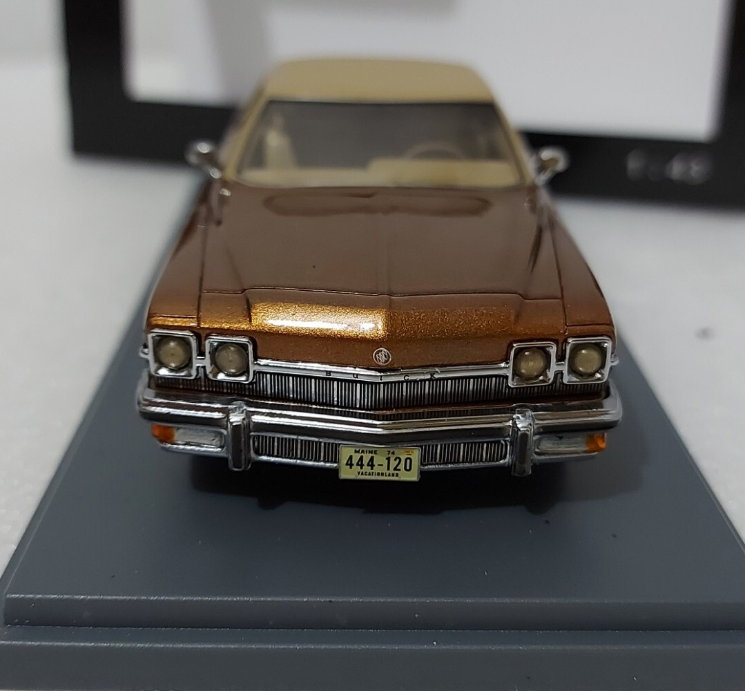 Buick LeSabre HT Coupe 1974 Brown Met Beige 1:43 Neo NEO44120 RARE