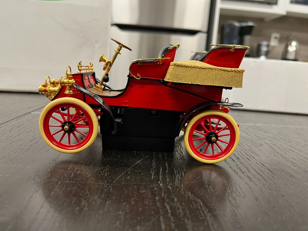 Franklin Mint Precision 1903 Ford Model A Diecast 1/16 Scale. used