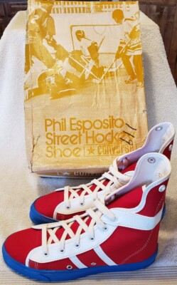 ORIGINAL VINTAGE 1972 CONVERSE PHIL ESPOSITO STREET HOCKEY SHOES
