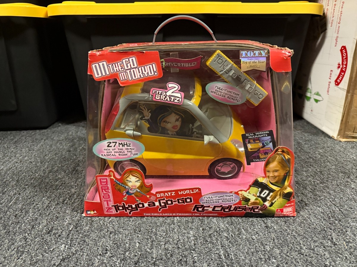 Vintage 2004 Bratz World Tokyo A Go Go Rc Cruiser Yellow