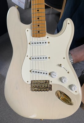 1987-1989 Fender Custom Shop Vintage Stratocaster 1957 Mary Kaye