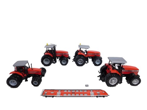 SIKU NO.3653 1:32 MASSEY FERGUSON 5455 TRACTOR & LOADER FORKS