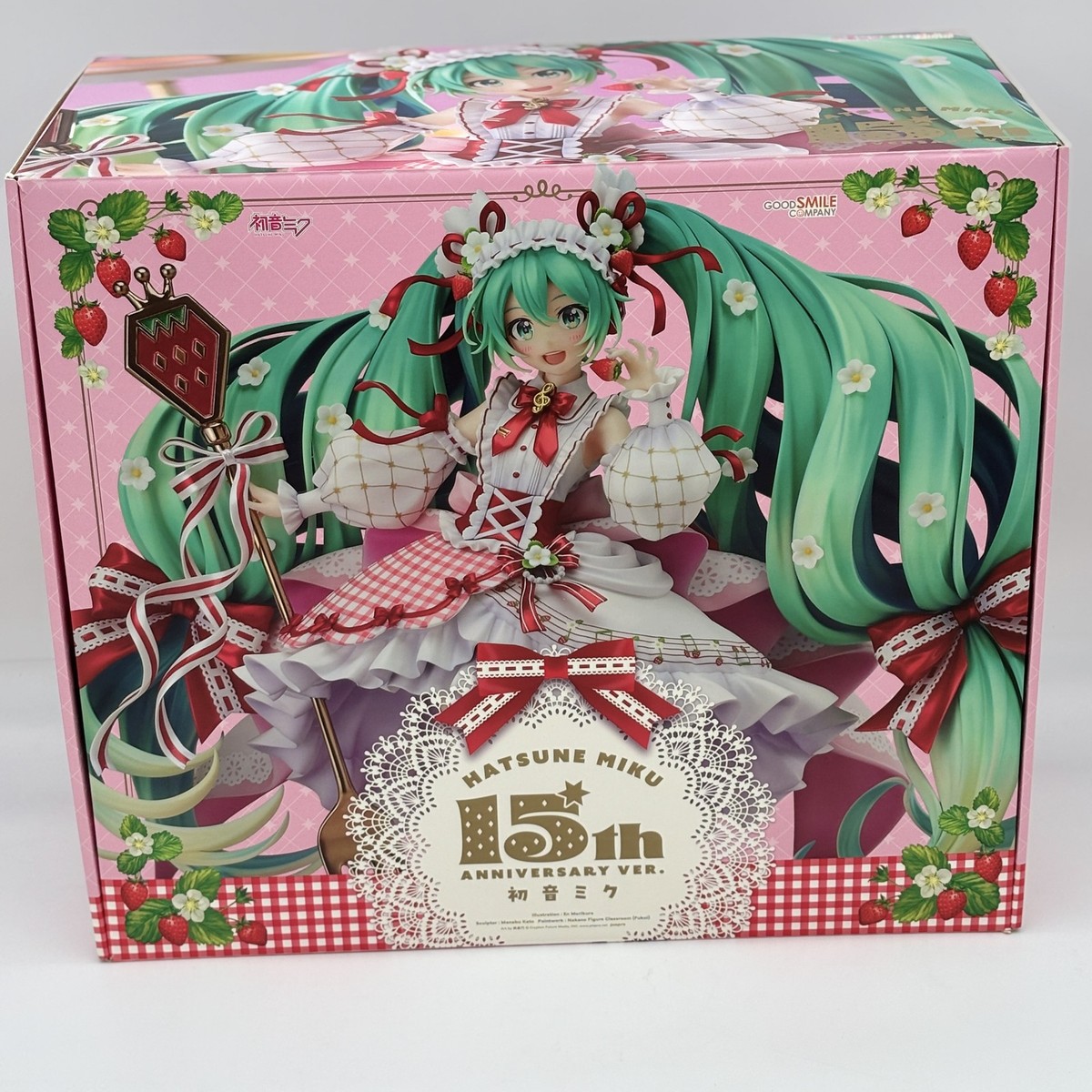 Hatsune Miku 15th Anniversary Ver. 1/7 Scale Figure Good Smile