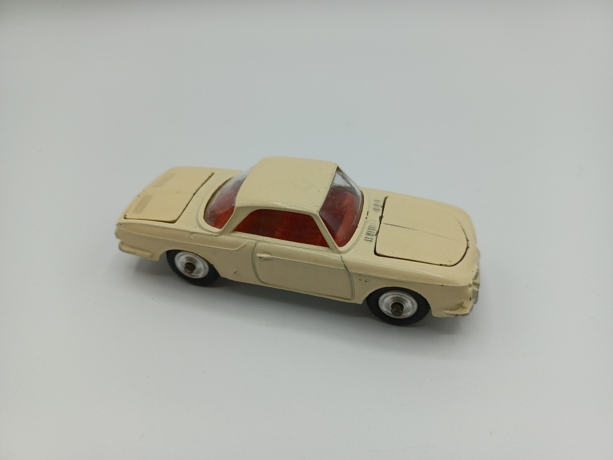 Corgi Toys VW Volkswagen Karmann Ghia 1500 Type 34 No 239