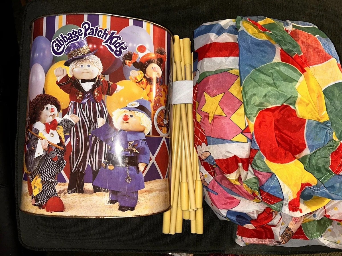 1985 Cabbage Patch Twin Size Bed Tent W/ Poles &Vintage Trash Can