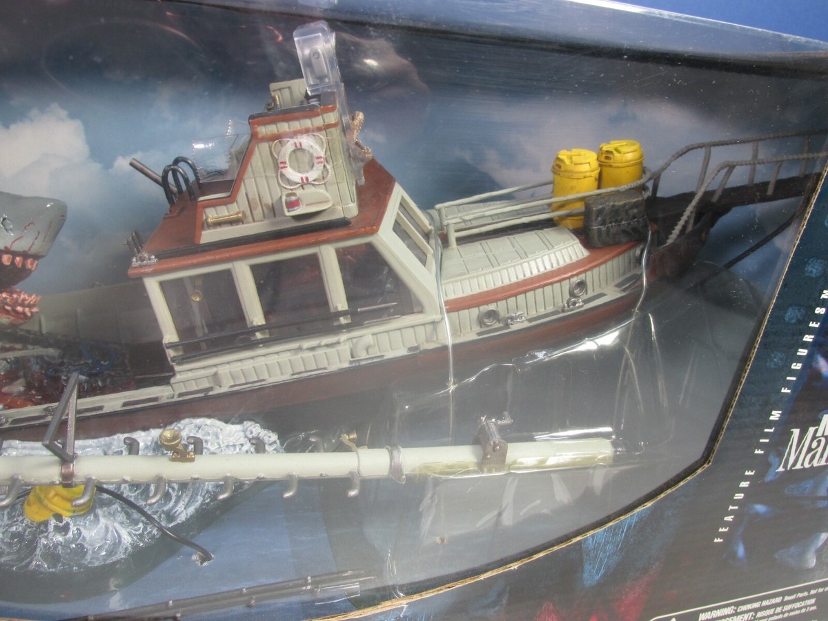 rare undisplayed JAWS DIORAMA DELUXE BOX SET todd McFarlane MOVIE