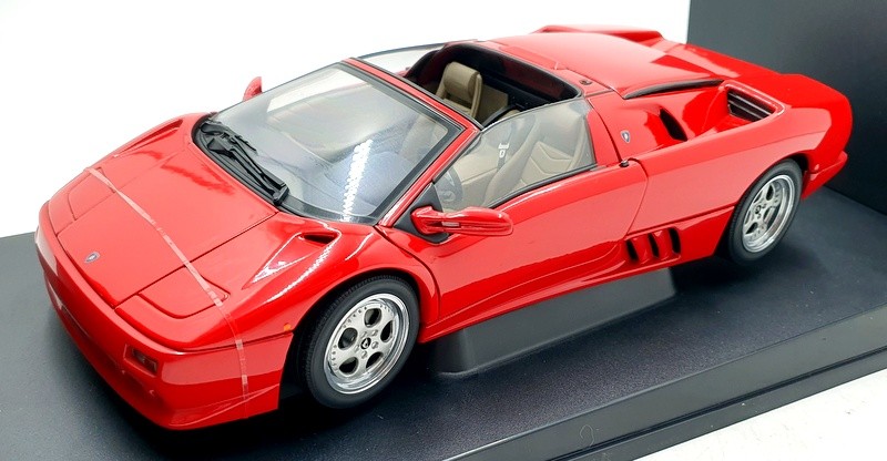 Autoart 1/18 Scale Diecast 70091 - Lamborghini Diablo Roadster