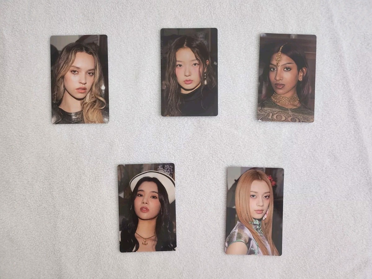 Official KATSEYE SIS Soft is Strong photocard Target Exclusive
