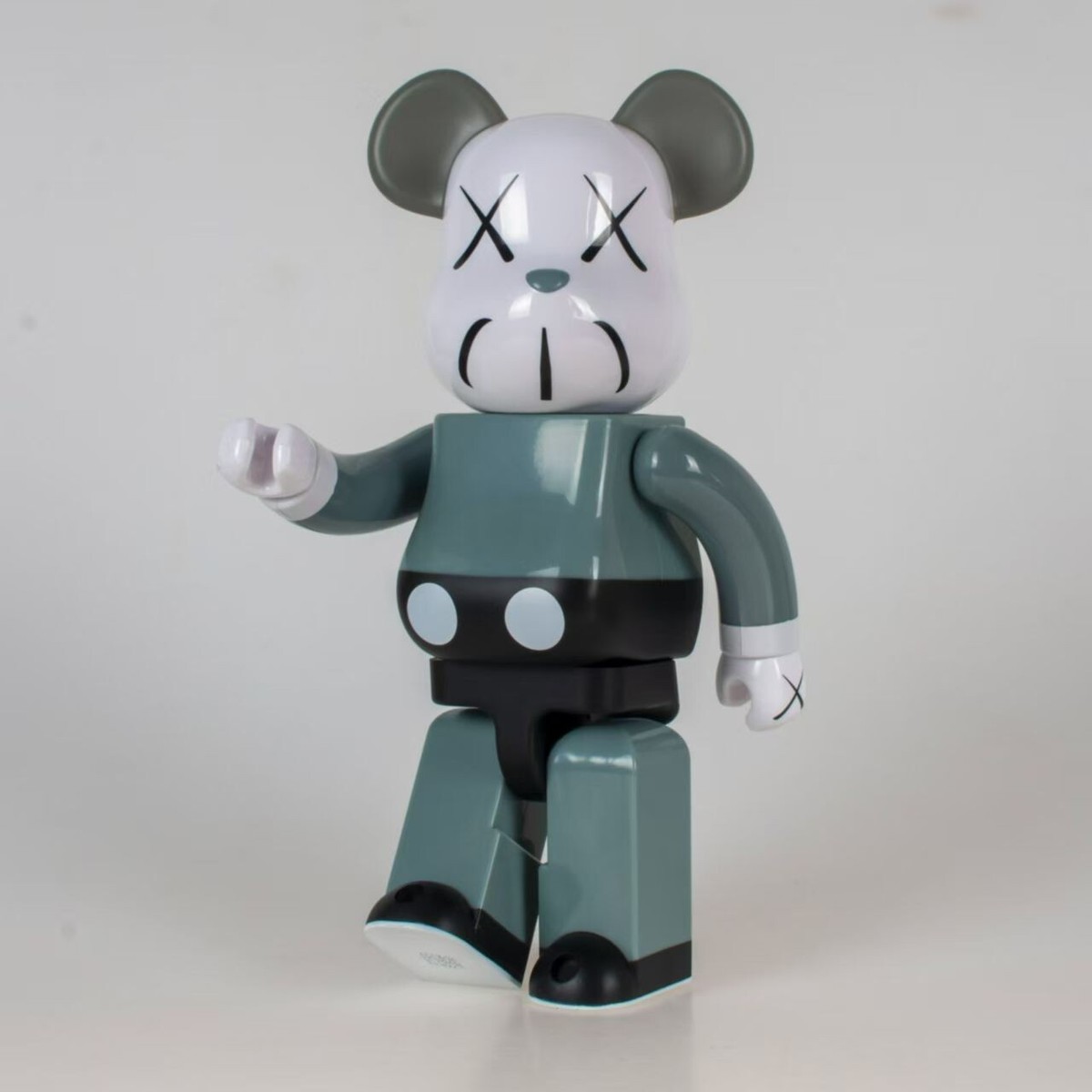 Cross eye 400%Bearbrick Action Figure Home Deco Art Toy Gift For